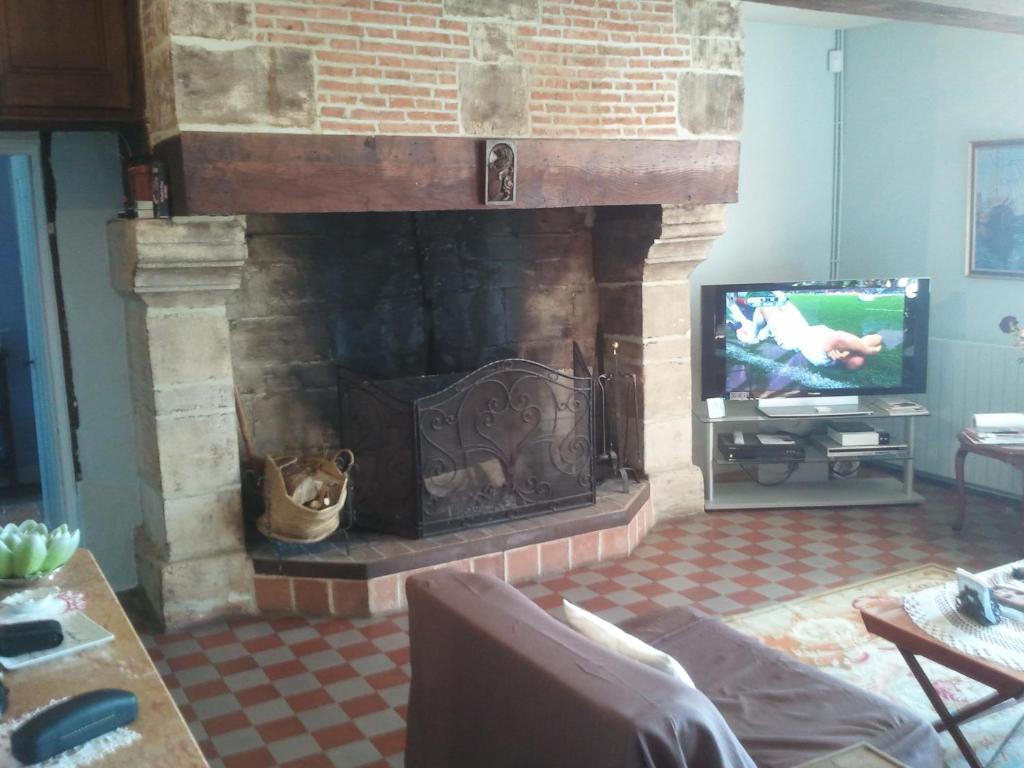 Manoir Du Lieu Rocher Hotel Saint-Pierre-Sur-Dives ภายนอก รูปภาพ