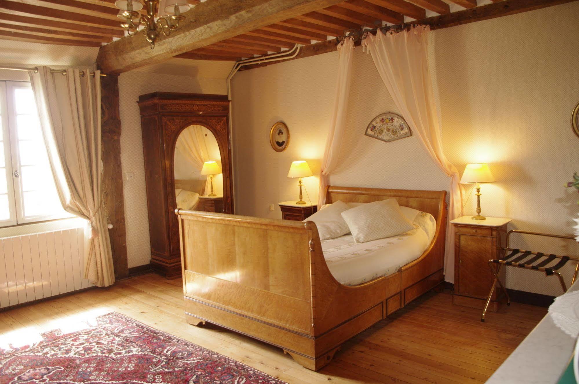 Manoir Du Lieu Rocher Hotel Saint-Pierre-Sur-Dives ภายนอก รูปภาพ